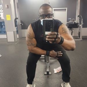 Meet your Posher, Troy